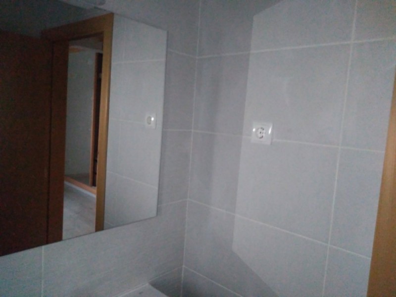 Wc ao lado do lavatório