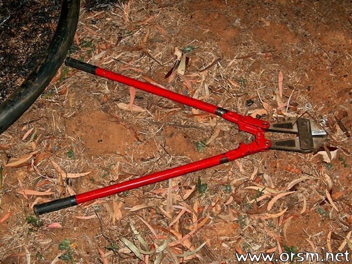 cable_theft_gone_wrong_05.jpg