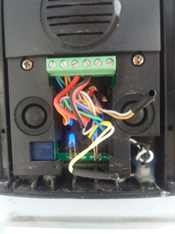 3.2-Intercomunicador Exterior.jpg